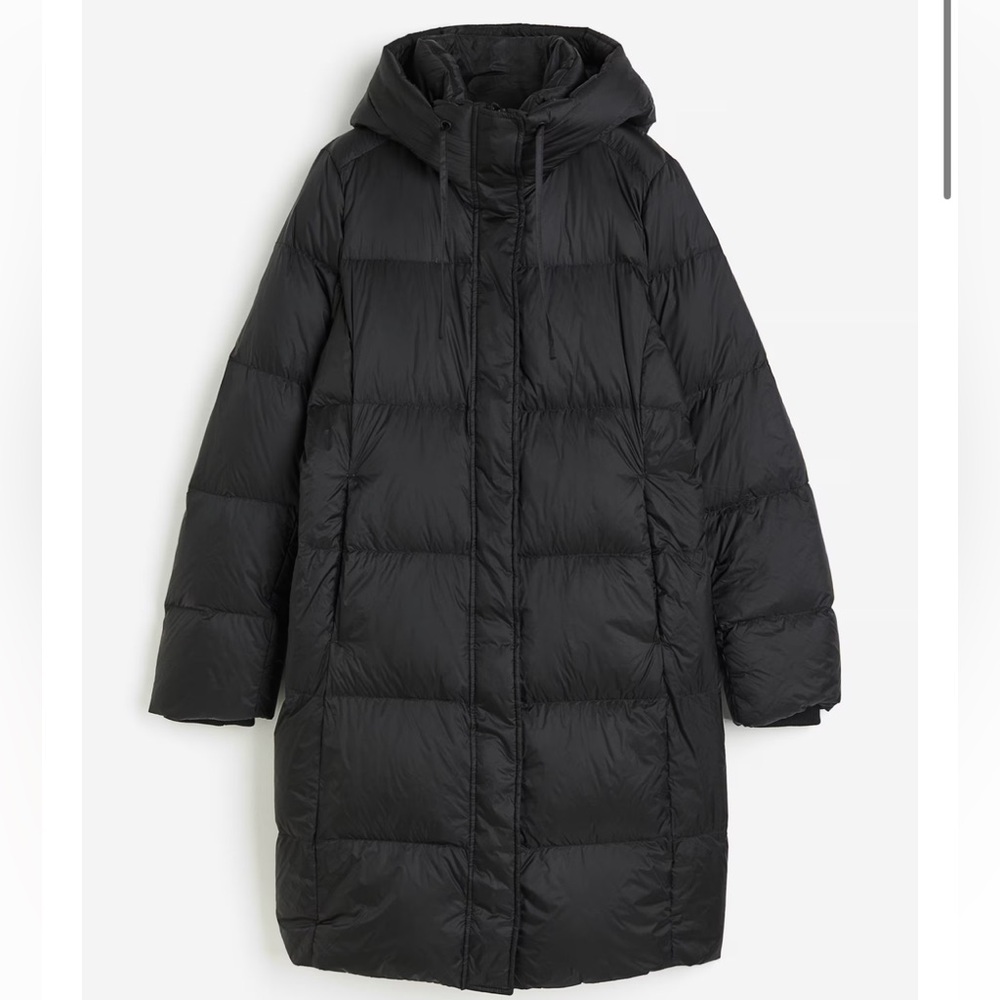 Water-repellent puffer down coat